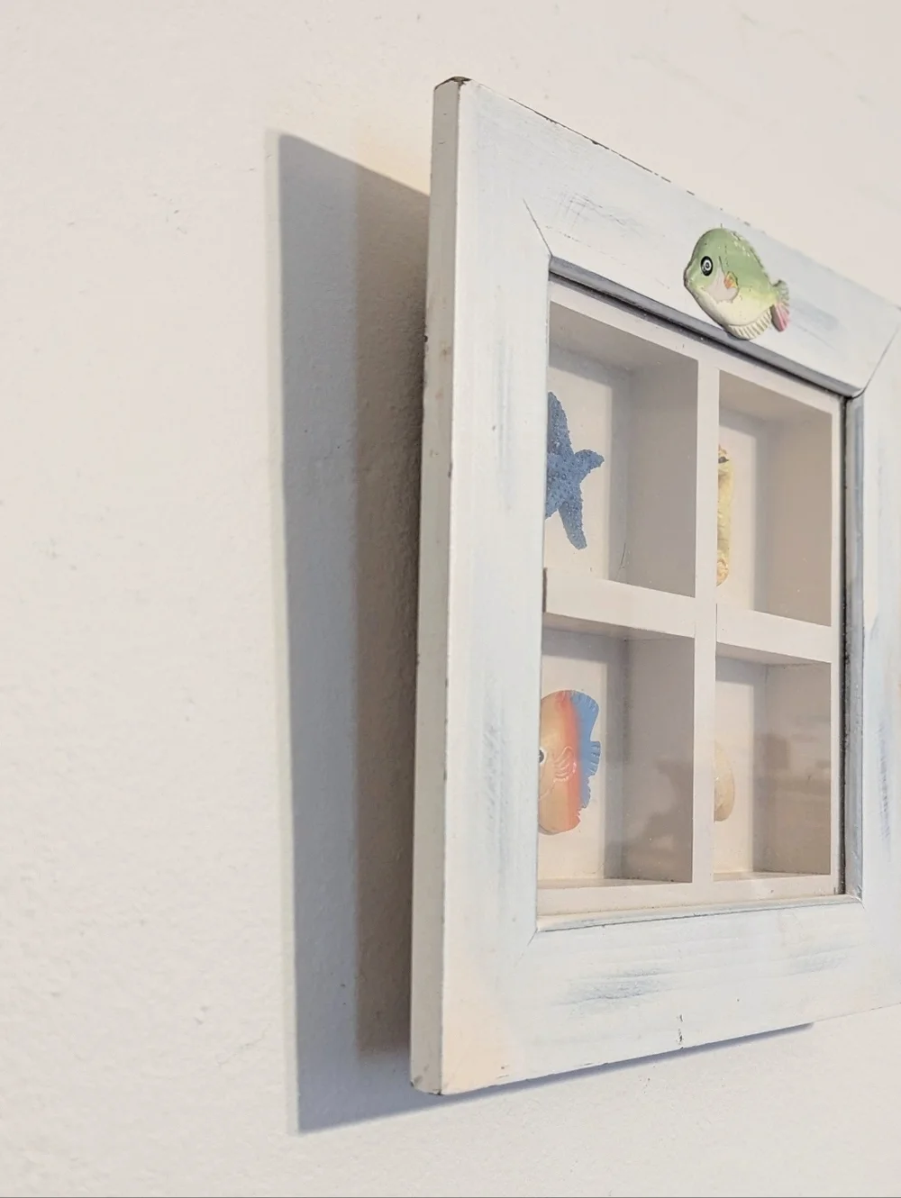 Beachcombers Rustic Shadow Box - Picture 2 of 6